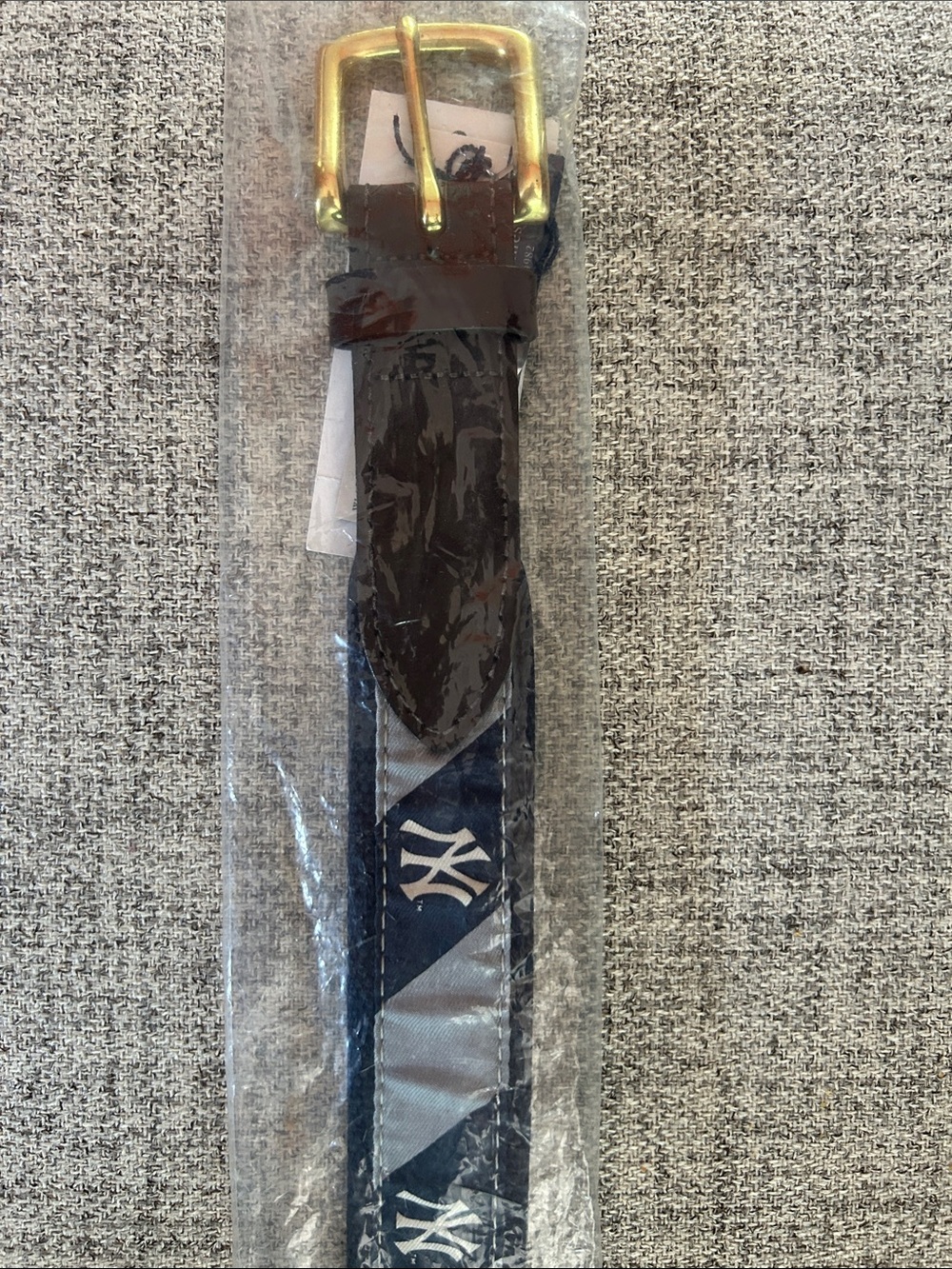 Vineyard Vines NY Yankees Navy & Gray Ribbon Belt with Gold Buckle